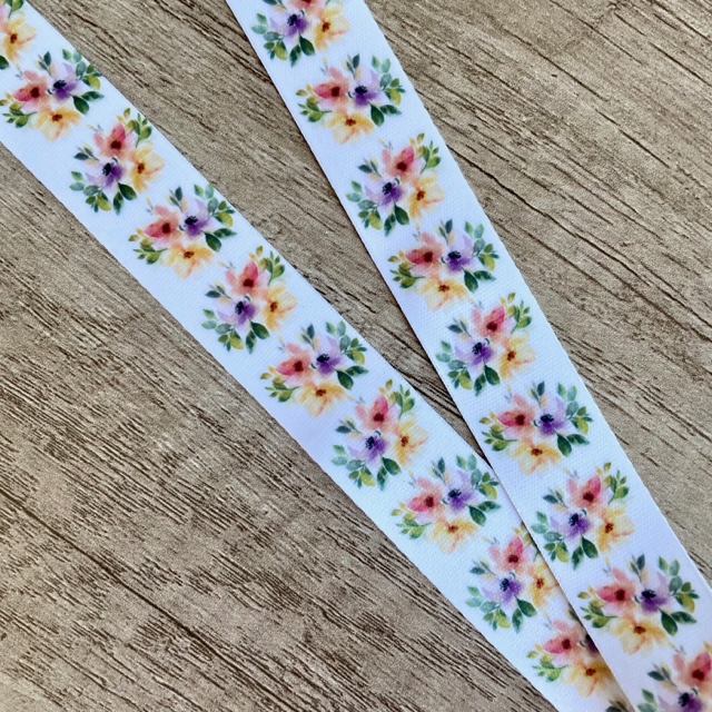 Personalised Flower Lanyard | Teacher Lanyard - Image 3